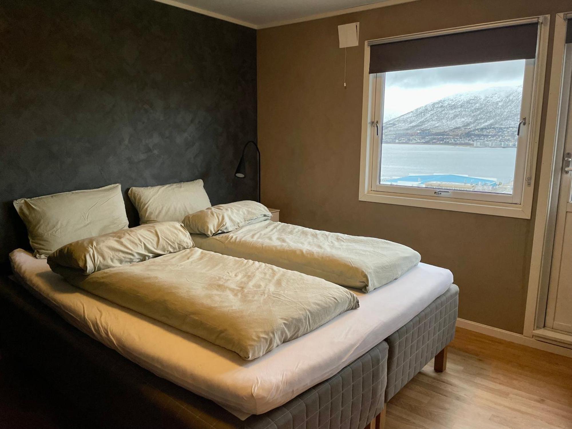 Penthouse With Panorama View And Great Location! Apartment Тромсьо Екстериор снимка